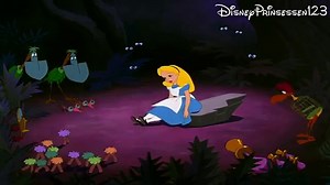 Alice In Wonderland Very Good Advice (Norwegian)