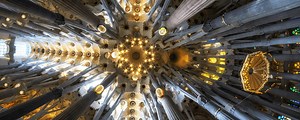 SAGRADA FAMILIA INTERIOR: WORTH IT OR NOT? | ForeverBarcelona