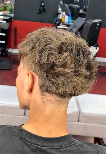 Blowout Taper Textured Fringe Haircut — Blowout Taper with Design