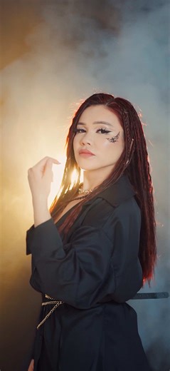 Queen of the Night aria from The Magic Flute Music by Wolfgang Amadeus Mozart One of the most famous and difficult soprano arias in opera. Performed in a modern arrangemen #queenofthenight #opera #operasinger #mozart #classicalmusic