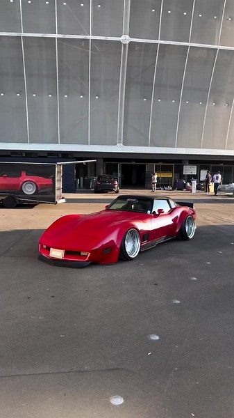 Custom 1982 Chevrolet Corvette C3 Widebody - Tuning and Stanced Cars