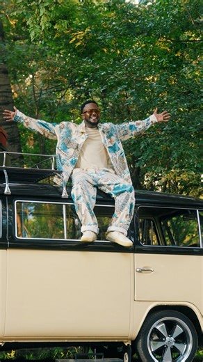 The countdown to the release of THE BIG BRO THEORY begins. KWESTA breakdowns the lyrics to ‘Joy’ ft Nkosazana Daughter. Coming 9 May 2025 ⏳💽 - https://kwesta.lnk.to/TBBT | Sony Music Entertainment - Africa