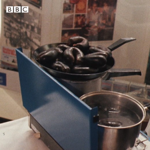 #OnThisDay 1983: How would you best showcase the delights of North West England to Southerners? A black pudding eating competition, obviously. | BBC Archive