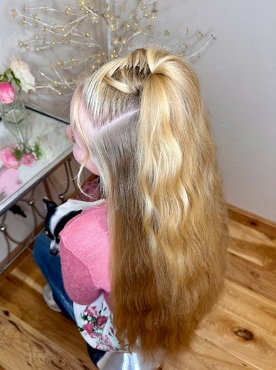 440K views · 6.2K reactions | How cool is this hack for a fishtail braid!? I'm shocked how well it turned out! 﫣✨#fishtail #hairhack #easyhairstyles #hairstyle #hair #hairtutorial #fblifestyle #fbreelsfypシ゚ #longhair #hairinspo #hairideas #girlmom #braids #braidstyles #trendinghair #fbreel #schoolhairstyles #motherdaughter #hotd | Paisley’s Petals | Facebook