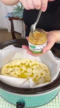 How to Make an Easy Slow Cooker Focaccia