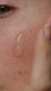 Make the INIKA Organic Renew and Restore Peel part of your weekly skin routine. Resurface and remove dead skin cells to achieve visibly radiant, smooth and even looking skin. | INIKA Organic