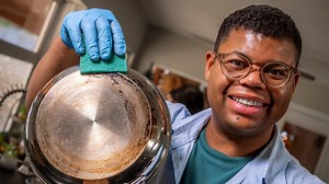 Video tutorial: How to clean your cookware with this surprising item