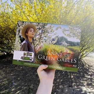 🌼 The Anne of Green Gables Blu-ray Boxset! 🌼 https://bit.ly/40uijj4 This set includes: 🌸All four Anne of Green Gables Films on Blu-ray 🌼Hardcover souvenir book: Anne of Green Gables: A Journey 🌸A 35mm souvenir filmstrip 🌼Anne of Green Gables: The Audiobook 🌸Original movie soundtrack compilation CD 🌼Postcard snapshots of Prince Edward Island 🌸Finding Green Gables - a visual guide to all of the filming locations 🌼Official limited edition letter of authenticity 🌸Official movie adaptation