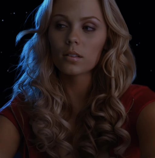 Best sibling duo. #fyp #clarkkent #viral #smallville #karazorel Smallvile karazorel Clarkkent Superman krypton kryptonite blue planet alien sibling duo edit editing audio fyp fypp viral blowup capcut edit kara kent clark lana lois lang lane pretty love hate CK