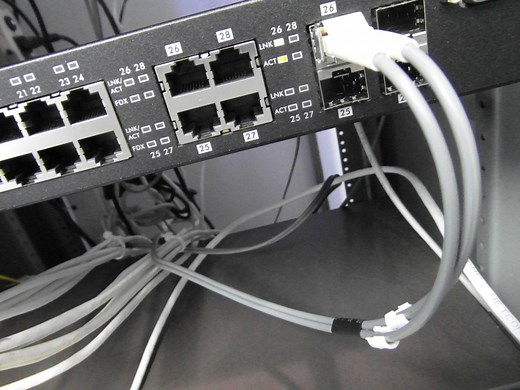 ¿Cómo montar un rack?