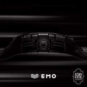 3.5K views | WELDER – Një revolucion në botën e orave! Me xhamin fotokromik që ndryshon ngjyrën në kontakt me dritën, kjo orë transformon përvojën tuaj çdo moment. Ky brend inovativ, i mbushur me stil dhe teknologji, është tani ekskluzivisht në dyqanin EMO. Zbuloje risinë që po mahnit botën! A je gati të bëhesh pjesë e ndryshimit? #PrishtinaMall #DestinationPrishtinaMall | Prishtina Mall | Facebook