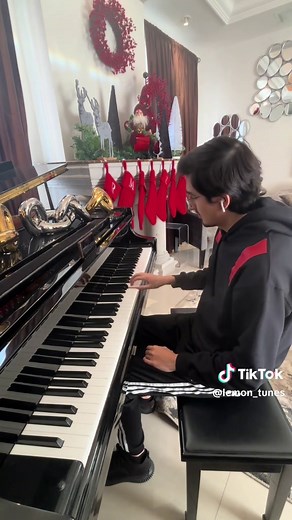 The Line by Twenty One Pilots at The Game Awards 2024