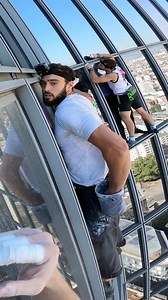 On escalade ensemble la tour totale à Paris ! Une superbe grimpe en quatuor. #extremesports #UrbanExplorer #adventure #climbing #gopro #parkour #climb #adrenaline #climber | Alexis Landot