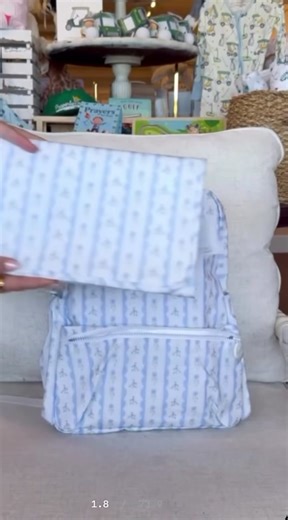 Pack a diaper bag with us!🍼✨ Noodle & boo wipes and changing mats to the sweetest little extras, we’re filling it with all the essentials(and a few cute must-haves🤭). Because being prepared should still be adorable!💕 #diaperbag #momlife #childrensboutique