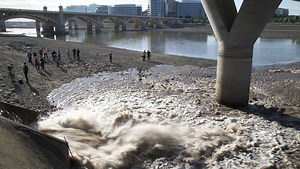 'A foot a day': Water begins refilling Tempe Town Lake