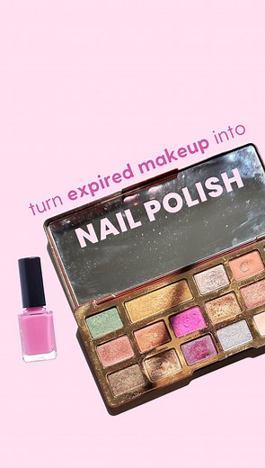 Instead of throwing away expired makeup, use it to make your own DIY nail polish 💅🏼 #sustainableliving #reducereuse #diynails #diynailsathome | Zero Waste Cartel