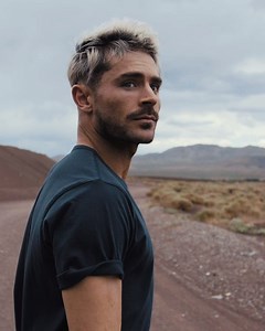 Camping trip with best friends. This is all because of you guys #freedom https://www.youtube.com/watch?v=Rc9NmDVnlsI | Zac Efron