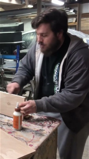 Gorilla Glue vs. Titebond: Best Wood Glue Joint Strategy #shorts