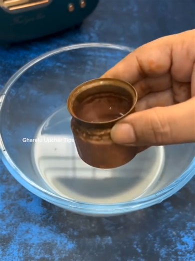 How to Clean Silver Utensils with Vinegar and Salt Water