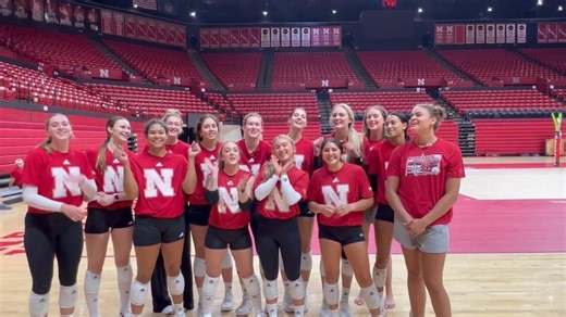 College volleyball team musters record-setting crowd