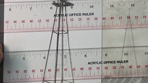 Simple but effective drawing insight from a rusty old windmill... Ah, the beauty of drawing :) Want more great insight? Take Darrel's 5-Free online drawing classes here: http://bit.ly/1eDN2Ed | 5-Pencil Method