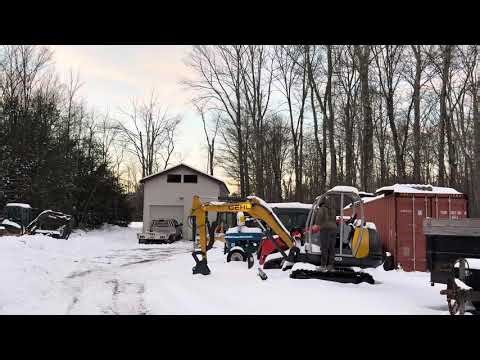 Gehl 353 Mini Excavator