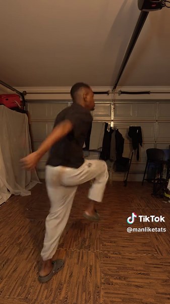 Top Old School Songs to Enjoy from Zimbabwe