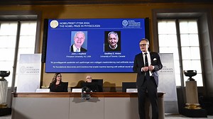 Nobelpris i fysik delas ut till John J Hopfield och Geoffrey Hinto