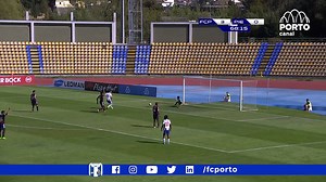 Folha: "A atitude dos jogadores foi excelente." Revê os 4 golos da vitória sobre o Cova da Piedade. #FCPortoB #PortoCanal | FC Porto
