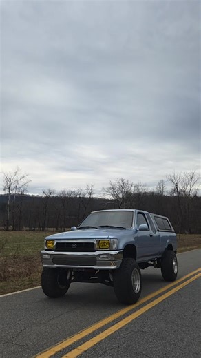ghost drive the whip? #22re #toyotapick #viral #fyp #toyota | Toyota