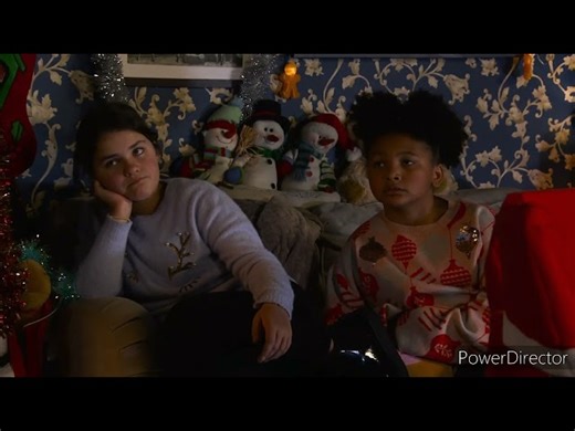 Spoilers: Hope is devastated by a violent death in Coronation Street