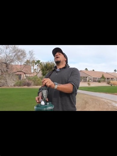 How to Properly Clean Your Golf Balls