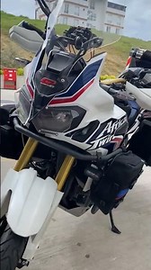 2017 Africa Twin DCT #motorcycle #honda #africatwin1000 #africatwin