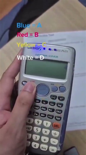 😱 LA CALCULATRICE "TRICHEUSE" : Il a intégré ChatGPT dedans ! 🤖✍️