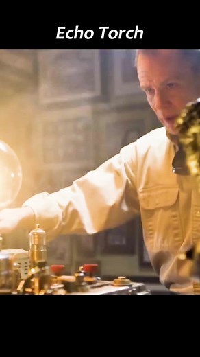 The man created a magical light tube #movie #fyp #fouryou #usa #EchoTorch