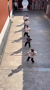 Amazing Group of Kung Fu Girs Training Together 🔥💪🏼💪🏼 . . . #kungfu #kungfugirls #training #martialarts | Wing Chun