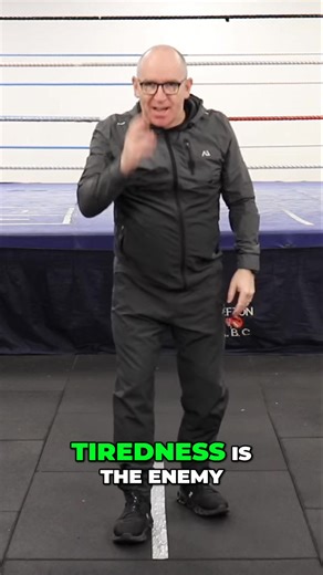 4.3K views · 109 reactions | Can you nail this kind of simple flow and rotation punching drill? #boxingtechniques #boxingstance #boxingfootwork #boxingtraining #boxingtips #boxingfitness #learnhowtobox #boxingcoach #learnboxing #boxingskills #boxingdrills #beginnerboxing #beginnerboxer #howtobox #boxing #powerpunch #powerpunching #myboxingcoach | MyBoxingCoach | Facebook