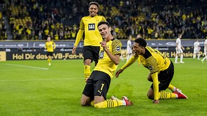 432K views · 10K reactions | Zurücklehnen. Genießen. Borussia feiern. Wir blicken auf den #BVBTSG-Wahnsinn zurück.  | Borussia Dortmund | Facebook
