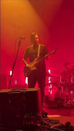Thrice - Black Honey #thrice #rockmusic #rockband #blackhoney #dustinkensrue