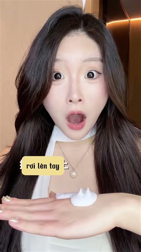 WHEN YOU ACCIDENTALLY SPILL VINEGAR LIKE… #shortvideo #beauty #fypシ゚viral
