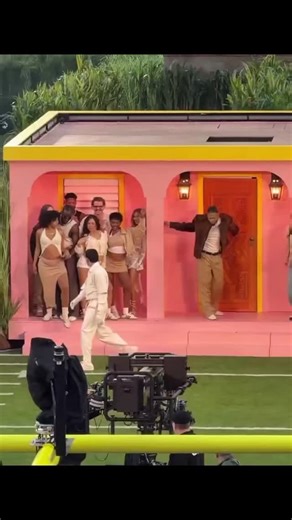 Pedro Pascal Nation on Instagram: "more of Pedro in la casita at #BenitoBowl #SuperBowl (source currently unknown) #PedroPascal #pascalispunk #pedropascalfan"