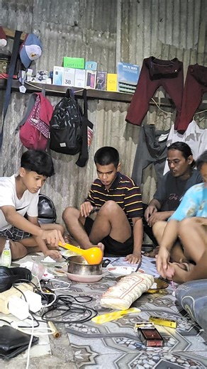 Menu Se Adanya: Makan Bersama Teman