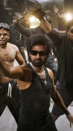 Soori's Massive Training Anthem! 💪 | Mandaadi Mandaadi | Mandaadi #soori #gvprakash