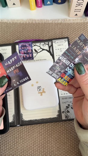 Easily Print Book Covers with an Inkless Photo Printer