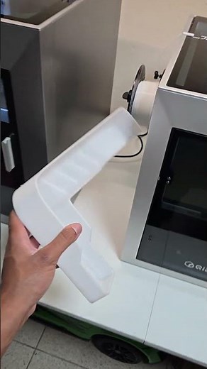 Fiz um ESCORREGADOR DE COCÔ de impressora 3D #viral #impressão3d