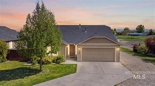 3316 E Red Sunset Maple Dr, Nampa, ID 83687 | Estately 🧡 | MLS# 98983876