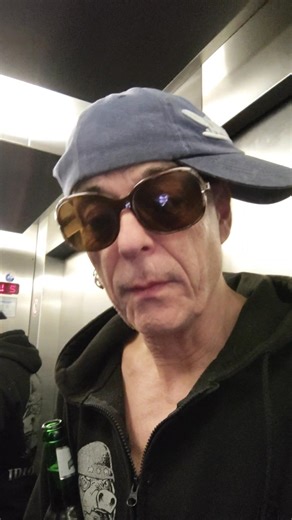 Das letzte Intermezzo, alles hat ein Ende nur das Schwein hat zwei | The Idiots