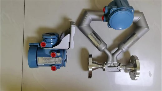 Emerson Flowmeter the Original CMF300 High Precision Remote Flow Transmitter CMF200 CMF010  Flowmeter