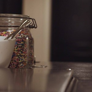 Ice Cream Man: Our hotel's on-call ice cream man wheels a cart right into your room and creates the #sundae of your dreams. Watch as Jimmy the Ice Cream Man surprises these little guests in their suite. Mention this service when making your next reservation with us! | Four Seasons Hotel Chicago