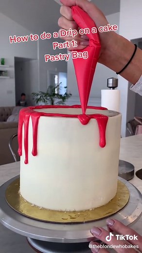 Mastering the Drip Cake: The Pastry Bag Technique